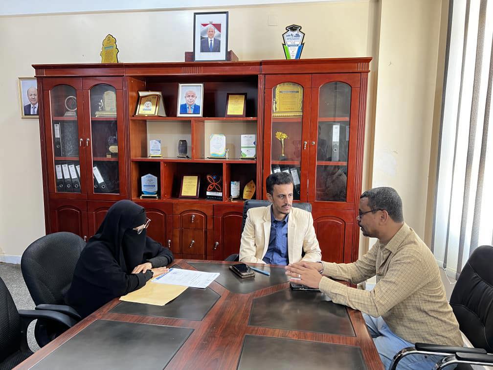 رئيسة التكتل الديمقراطي النسائي تلتقي الوكيل الجيلاني لبحث سبل التعاون لترسيخ السلم المجتمعي ونبذ خطاب الكراهية